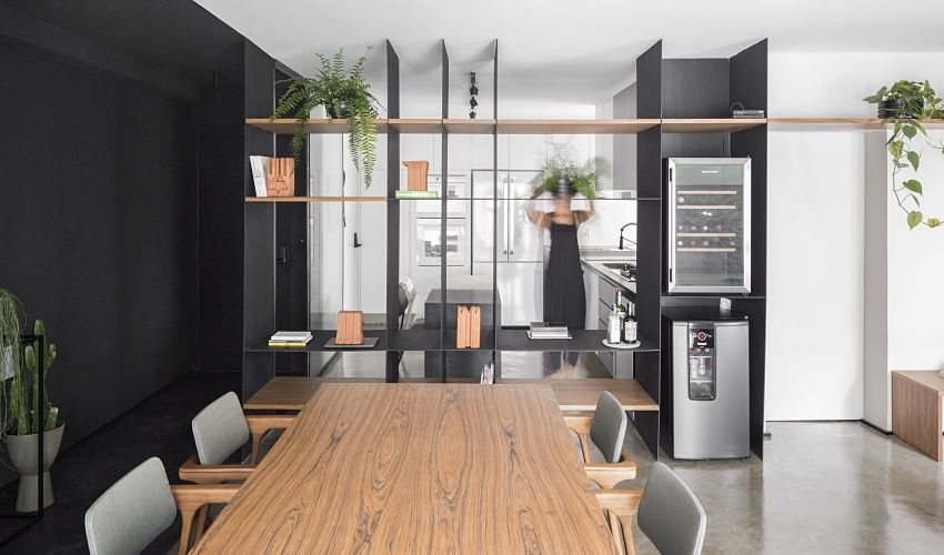 Modern apartment with black iron frame - Interior Design Ideas