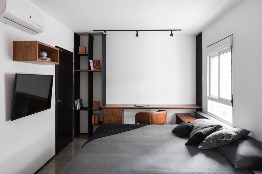 Modern apartment with black iron frame - Interior Design Ideas