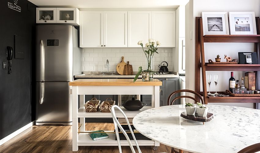 Warm house with industrial wood - Interior Design Ideas