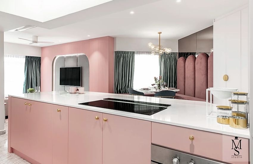 Luxurious light classic French home with soft coral dough - Interior Design Ideas