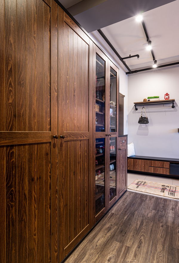 Interior design of the apartment in British style - Interior Design Ideas