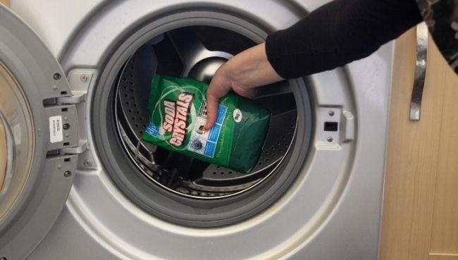 5 ways to remove white residue on clothes after washing - Interior Design Ideas
