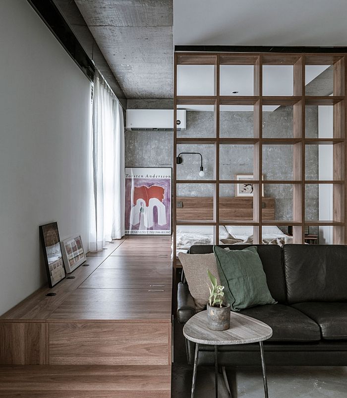 The collection of paintings by the host can be placed on the wall